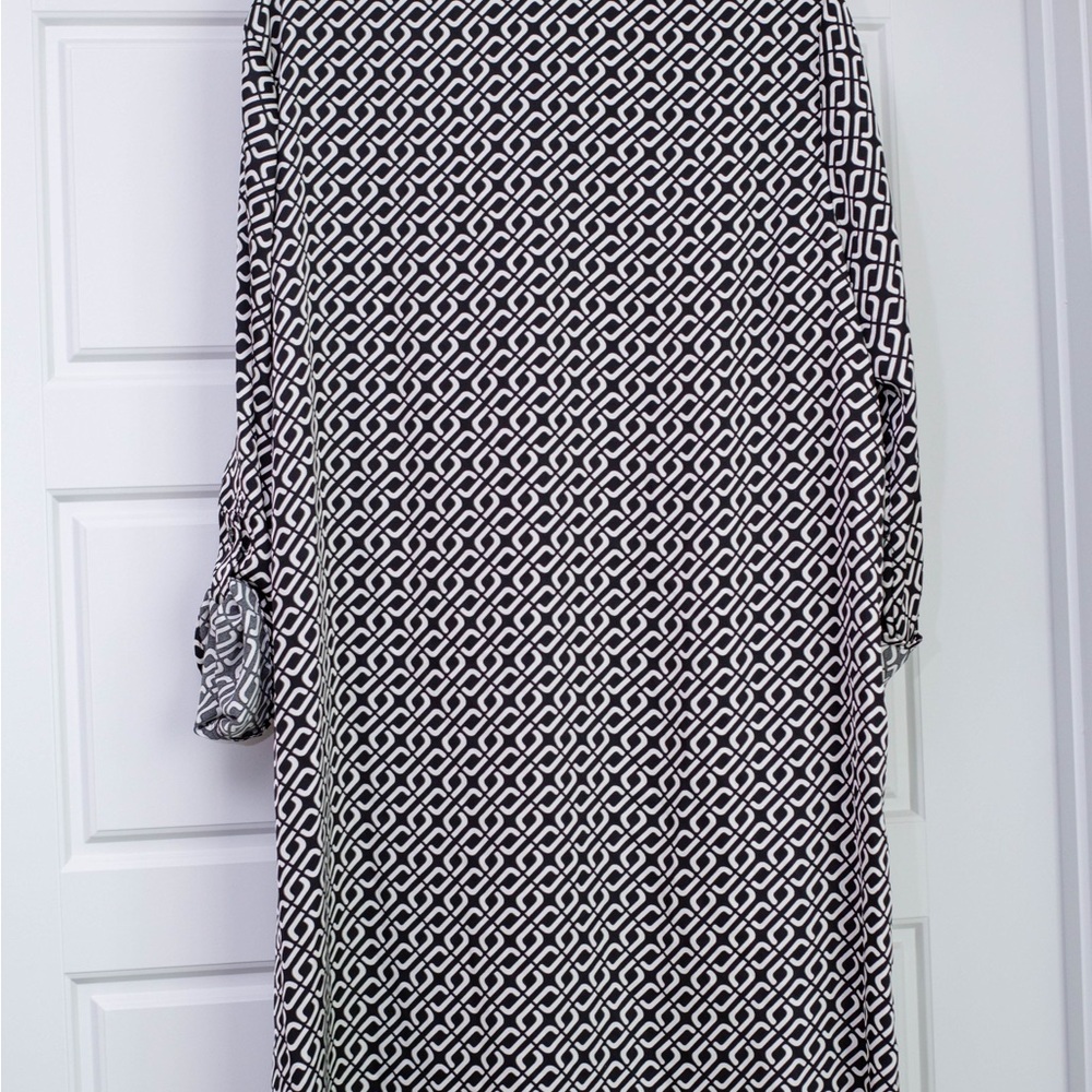 The Limited Black and White Geometric Dress